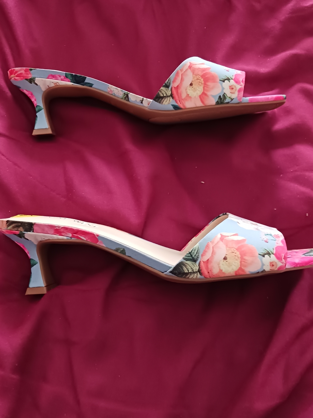 Nine West Women's Blue Floral Slide Sandals - Picture 3 of 7